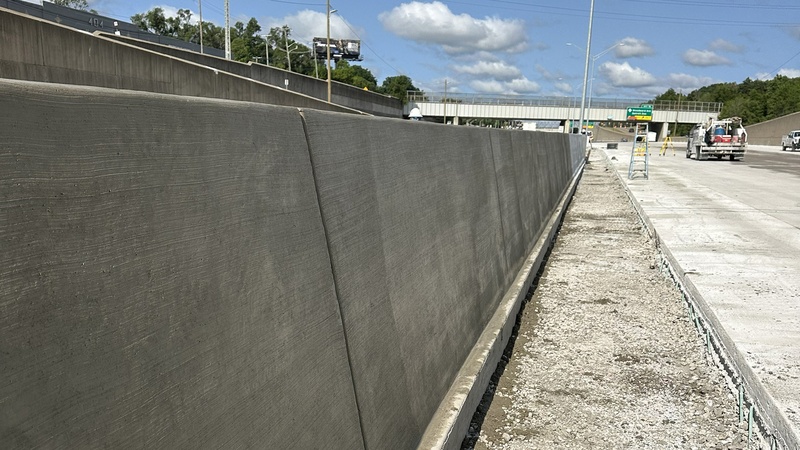696 Barrier Wall